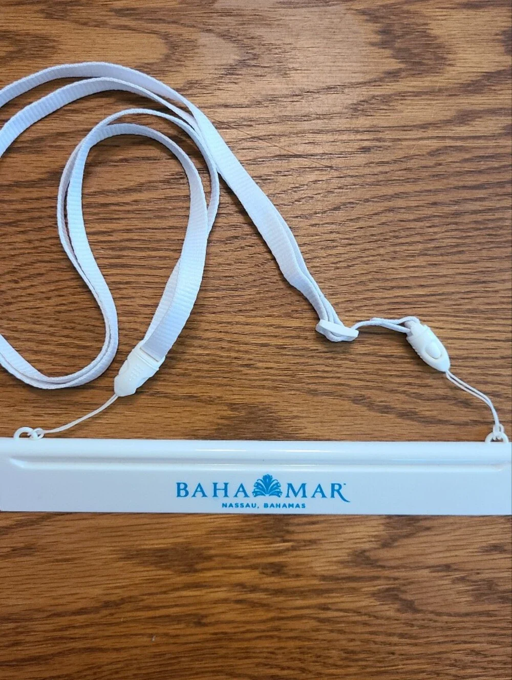 The Unbranded Brand clear waterproof